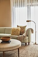 Goldener Hirsch, Auberge Collection