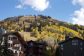 Goldener Hirsch, Auberge Resorts Collection