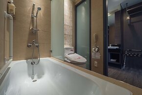 Watermark Hotel Kaohsiung Station