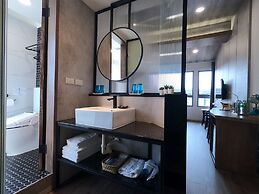 Watermark Hotel Kaohsiung Station