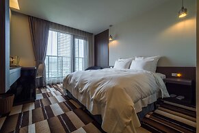 Watermark Hotel Kaohsiung Station