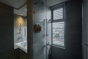 Watermark Hotel Kaohsiung Station