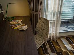 Watermark Hotel Kaohsiung Station