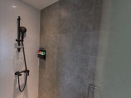 Watermark Hotel Kaohsiung Station