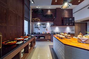 Watermark Hotel Kaohsiung Station