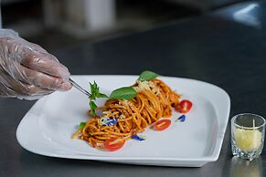 Hotel Max Nay Pyi Taw