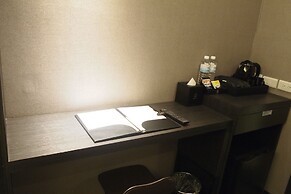 Fairytale YiSu Hot Spring Hotel