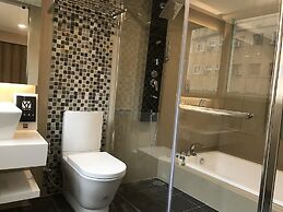 Fairytale YiSu Hot Spring Hotel