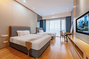 Yicheng Apartment PaZhou Poly World Center