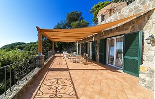 Villa dei Lecci - 7 Luxury Villas with private pool or jacuzzi