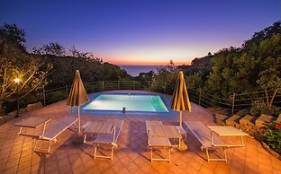 Villa dei Lecci - 7 Luxury Villas with private pool or jacuzzi