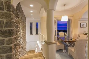 Villa dei Lecci - 7 Luxury Villas with private pool or jacuzzi