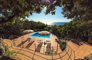 Villa dei Lecci - 7 Luxury Villas with private pool or jacuzzi