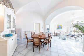 Villa dei Lecci - 7 Luxury Villas with private pool or jacuzzi