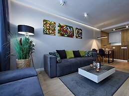 4UApart-Apartment suite Emporio