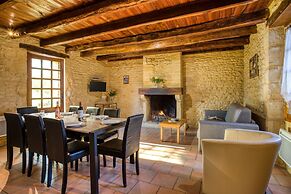 Combas Village De Gites