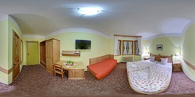 Alpský hotel