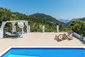 Skopelos Country Villas