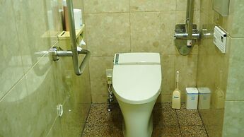 Toyoko Inn Osaka Semba Higashi