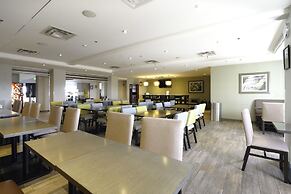 Fairfield Inn & Suites by Marriott Airdrie