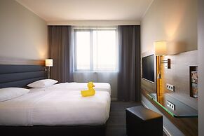 Moxy Frankfurt Airport