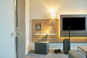 Moxy Frankfurt Airport