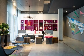 Moxy Frankfurt Airport