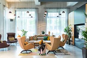 Moxy Frankfurt Airport