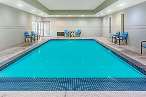 La Quinta Inn & Suites by Wyndham Lubbock South