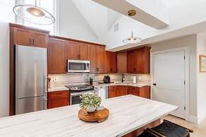 The Newport Lofts – 543 Thames Street