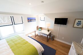 The East Island Reserve Hotel