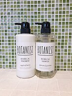 Y's Cabin Osaka Namba