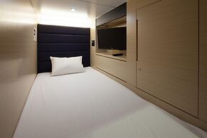 Y's Cabin Osaka Namba