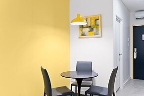 ValueSuites Green Square