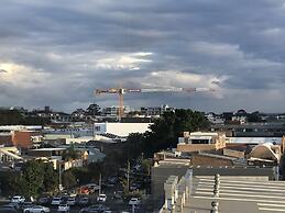 ValueSuites Green Square