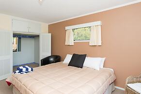 Waitangi Beach House