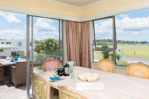 Waitangi Beach House