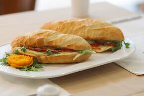 New Space Hotel Airport