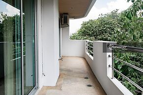 Laidback Place Apartment