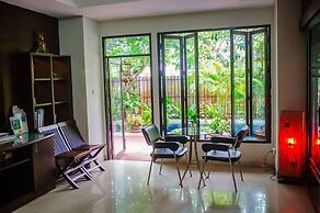 Laidback Place Apartment