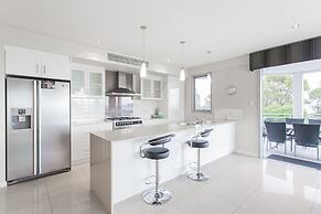 Spinnakers by Rockingham Apartments