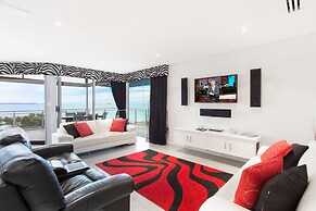 Spinnakers by Rockingham Apartments