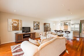 Spinnakers by Rockingham Apartments