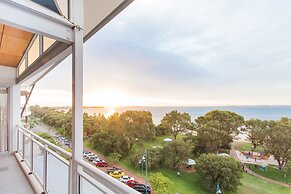 Spinnakers by Rockingham Apartments