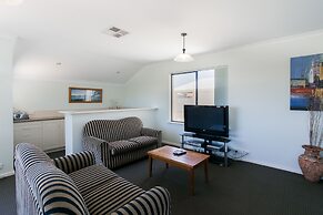 Seahaven Villas by Rockingham Apartments