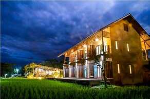 Phu-Anna Eco House