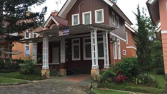 Villa Sofia Kota Bunga