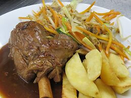 The Bay Horse Hotel and Restaurant