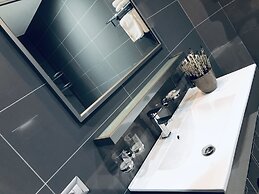 Hotel Kompleksi Arifi