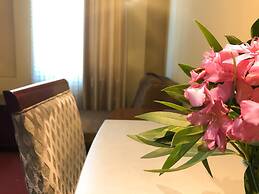 Hotel Kompleksi Arifi